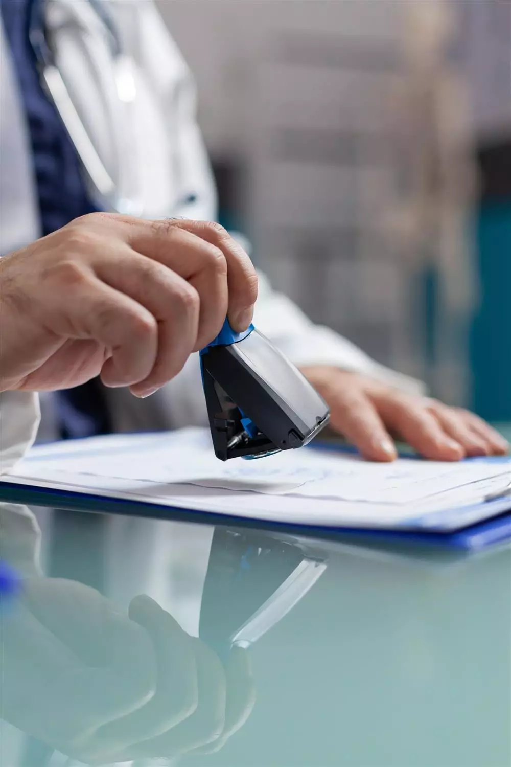 Dati sanitari nei certificati medici: i limiti imposti dal Garante