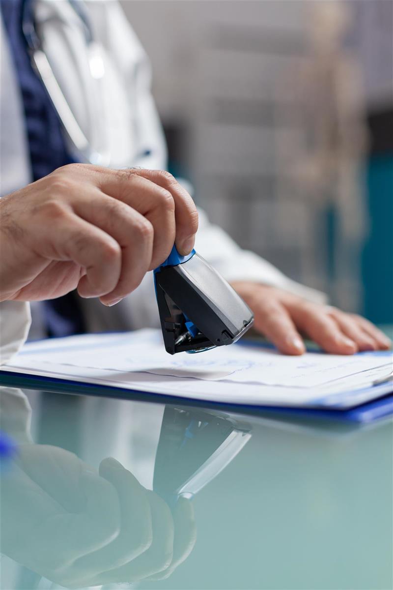 Dati sanitari nei certificati medici: i limiti imposti dal Garante